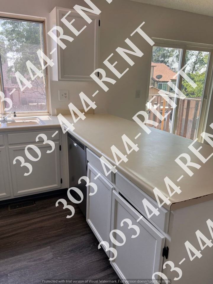 20722 E 43rd Ave - Photo 2 of 30