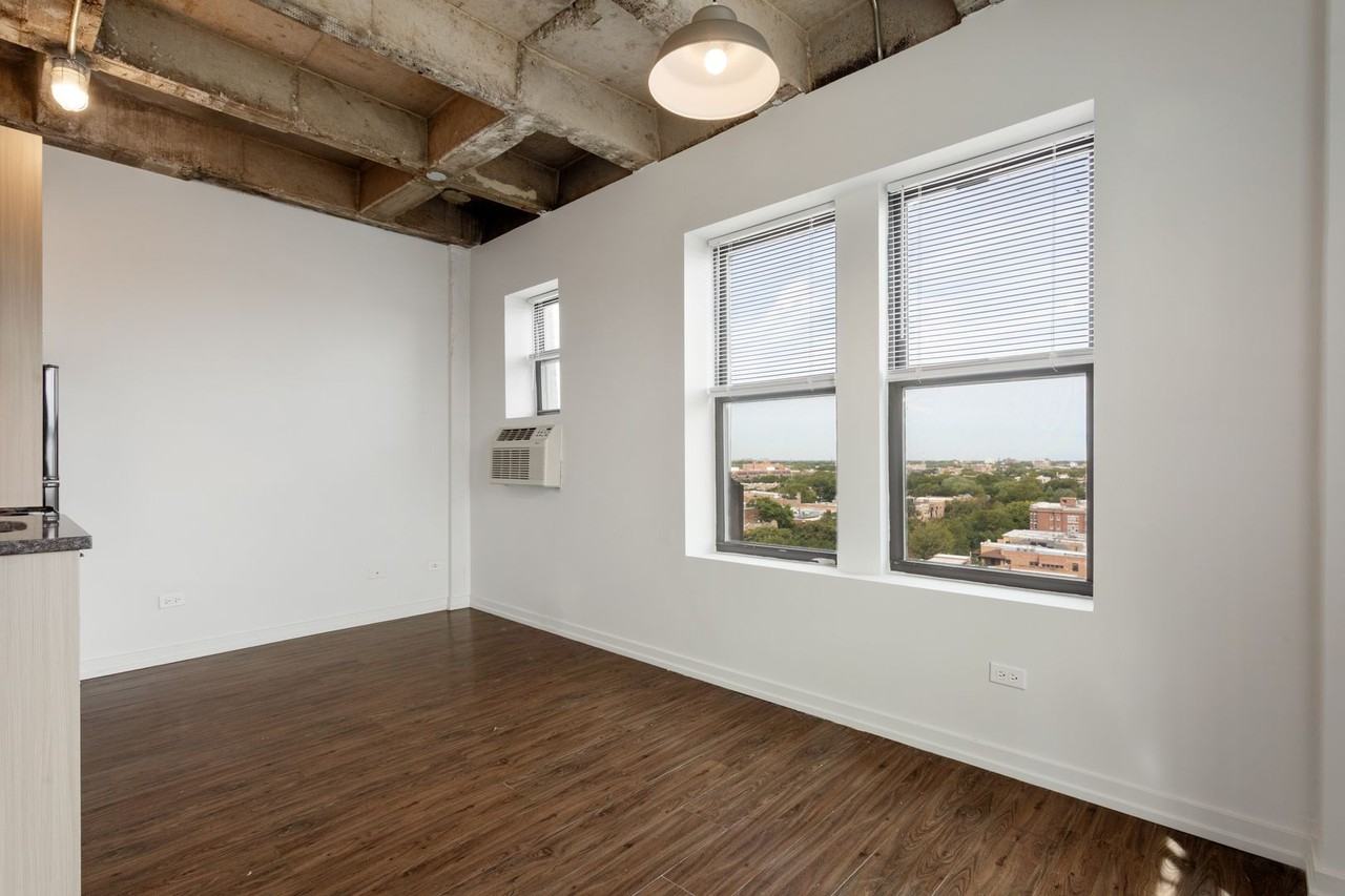 The Beacon at Wilson - Photo 5 of 33