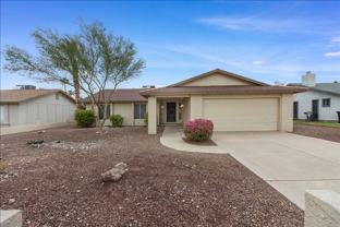 7120 W Sunnyslope Ln - Photo 1 of 1