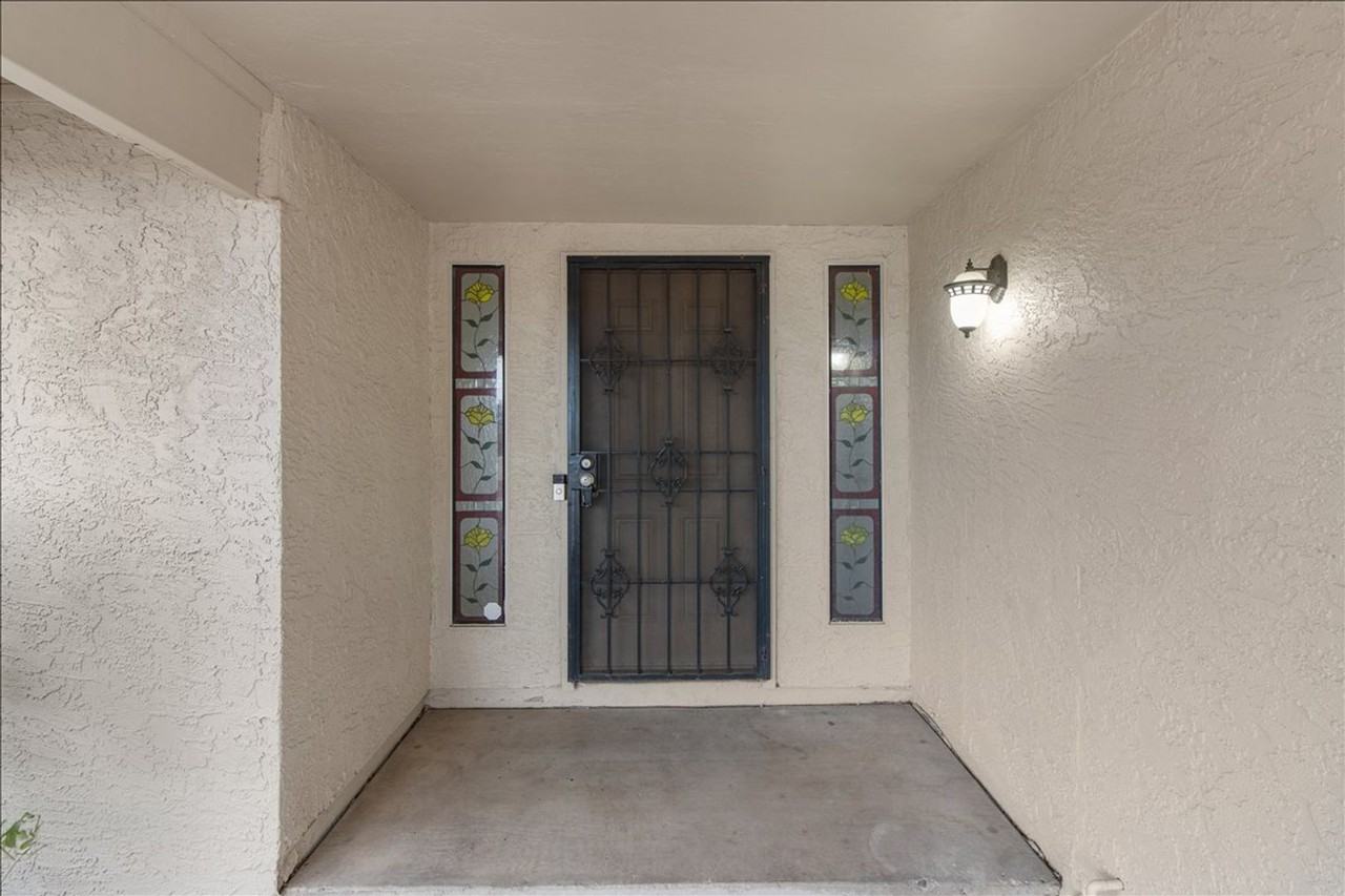 7120 W Sunnyslope Ln - Photo 2 of 42