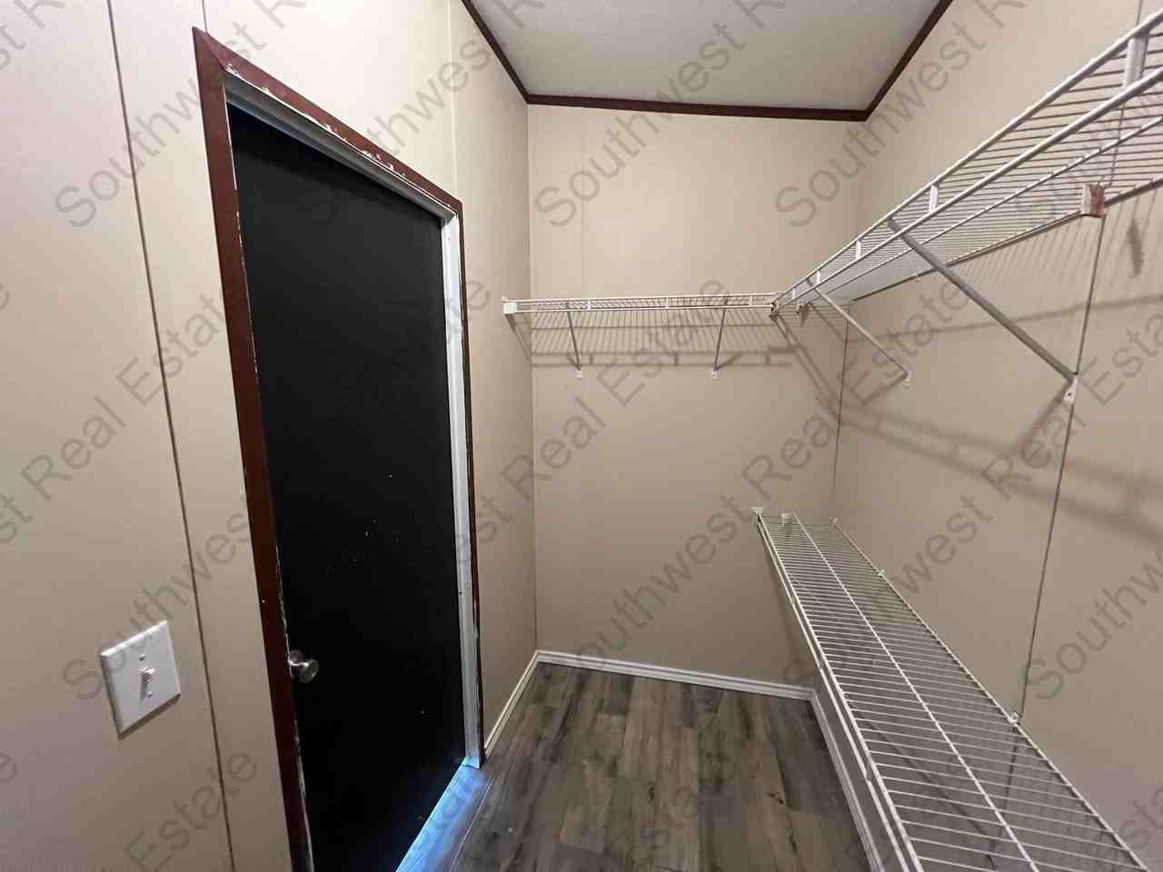 309 N Kilgore St - Photo 6 of 15