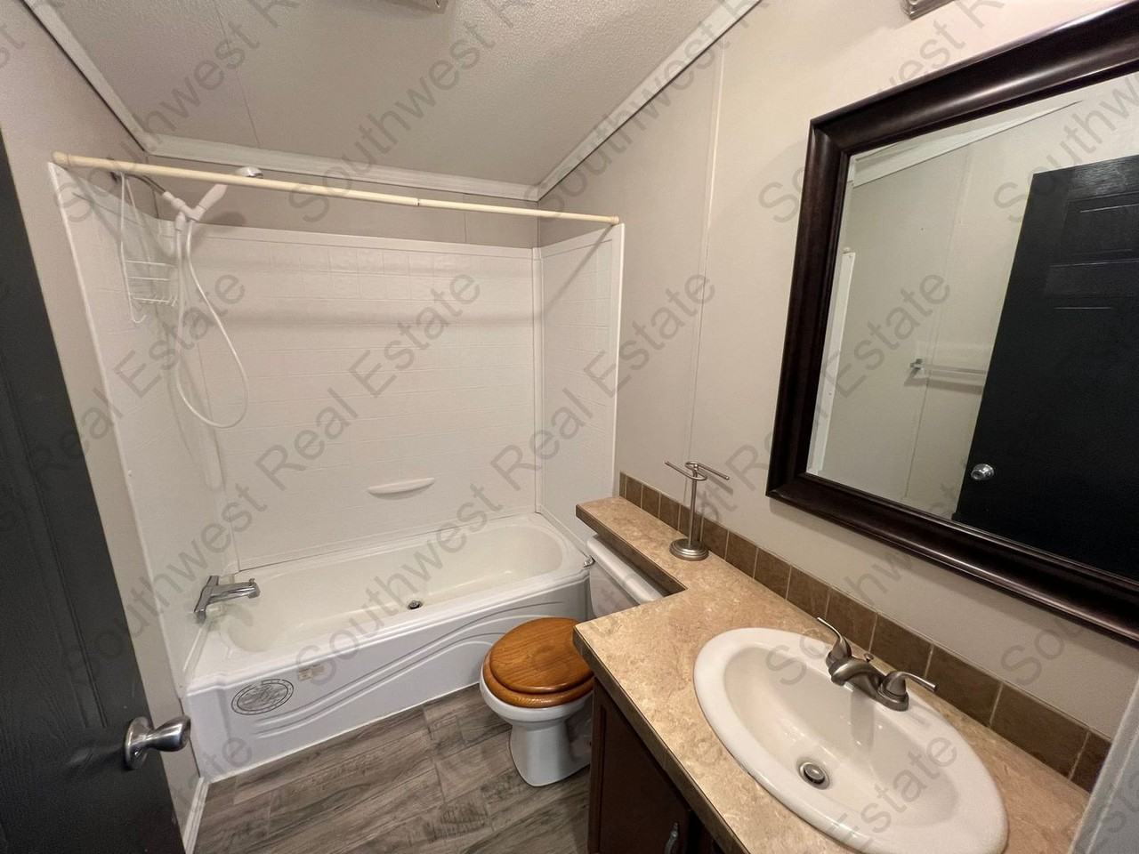 309 N Kilgore St - Photo 7 of 15