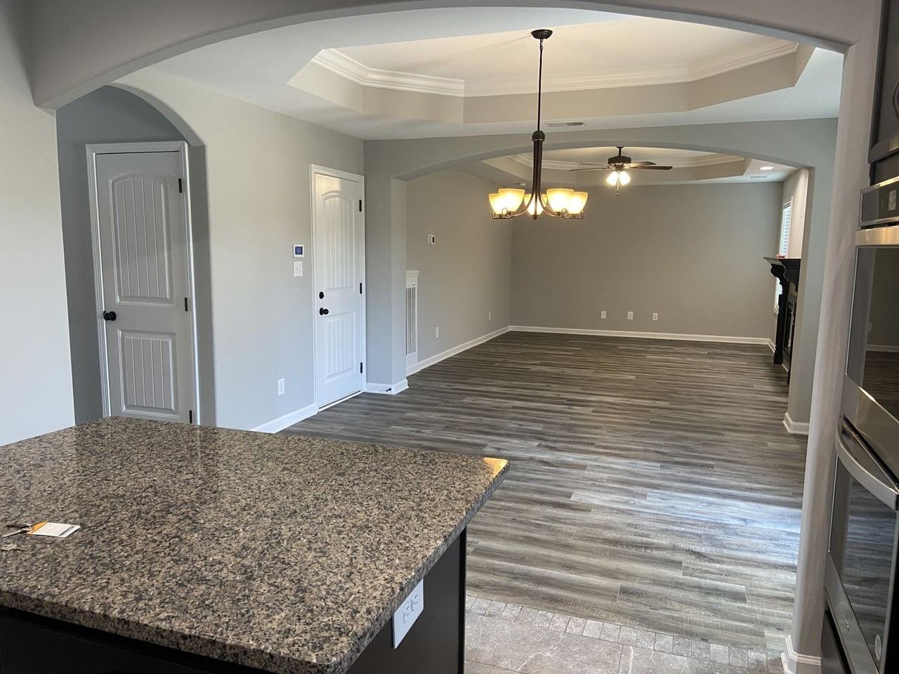 1538 Citadel Ct - Photo 6 of 33