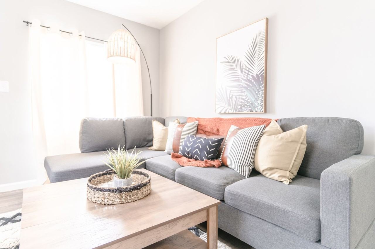 1690 Jefferson Ave - Photo 5 of 29