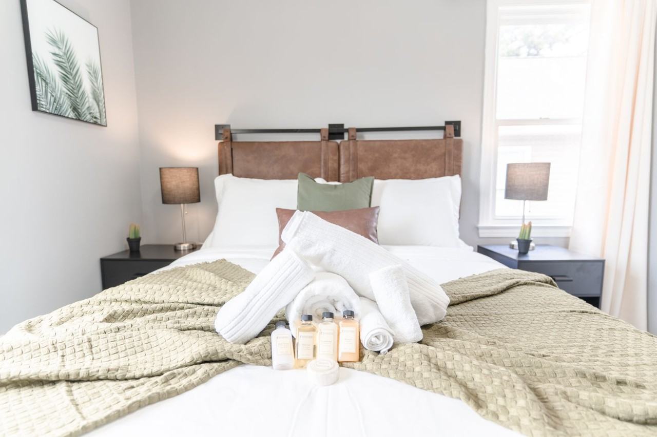 1690 Jefferson Ave - Photo 6 of 29