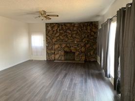 943 W Grand Ave - Photo 1 of 1