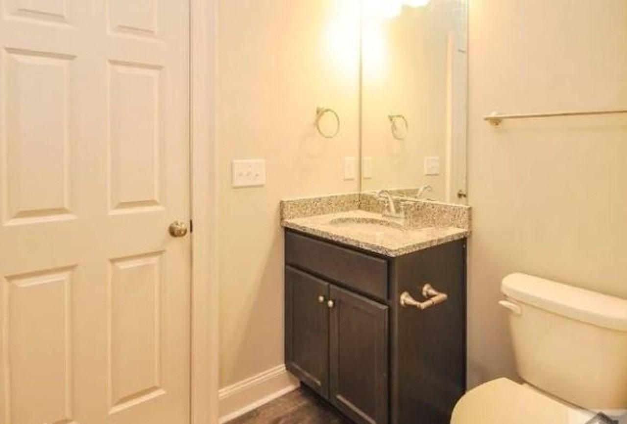 546 N Peter St - Photo 5 of 11