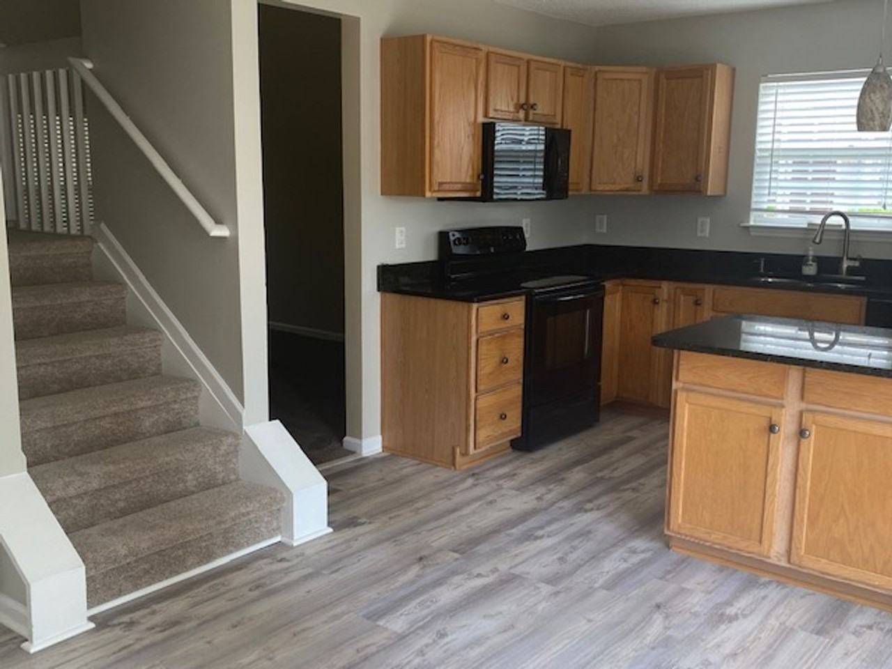 96 Tannenbaum Cir - Photo 6 of 35