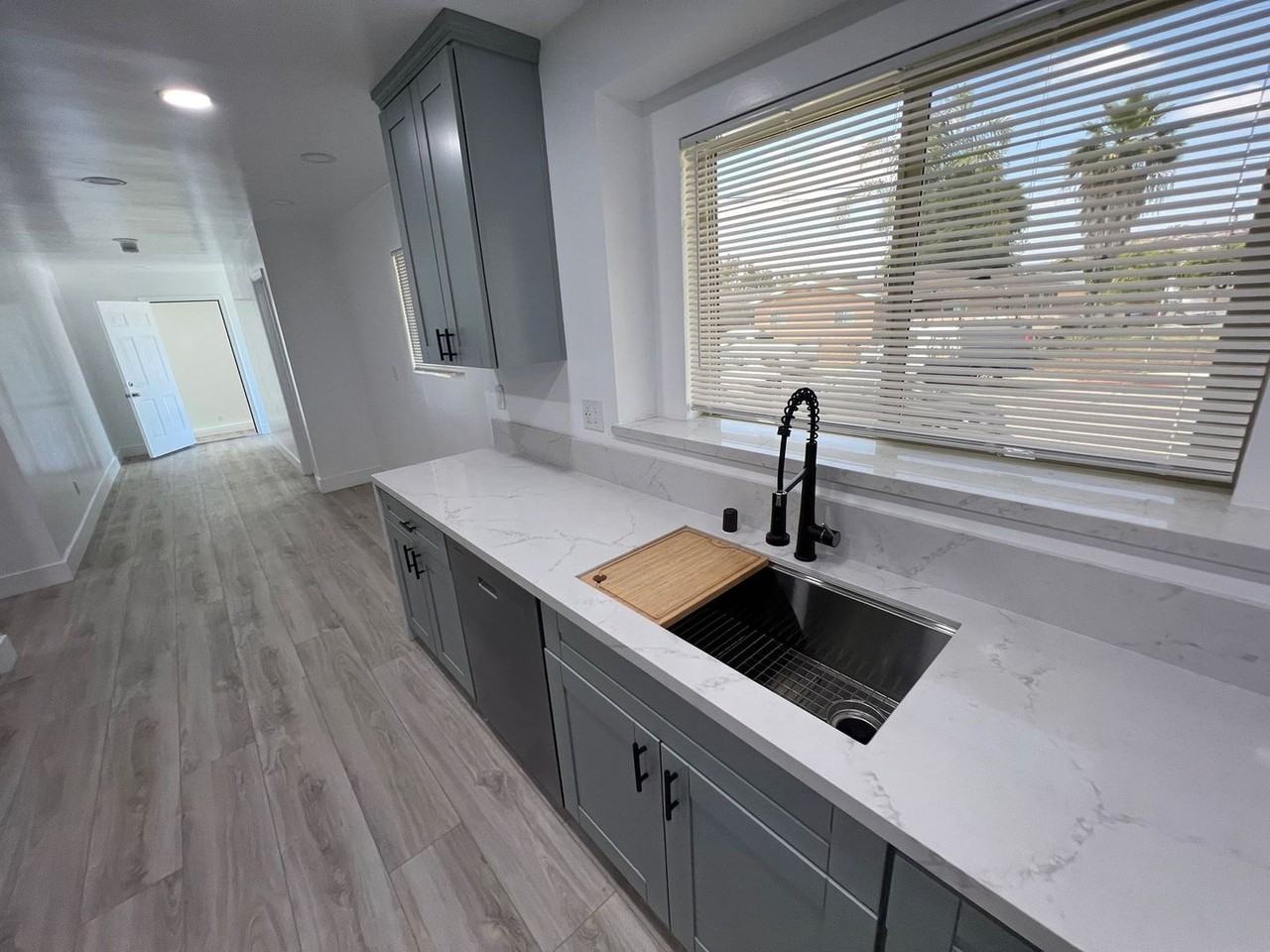 5136 East Falls View Drive - Photo 5 of 19