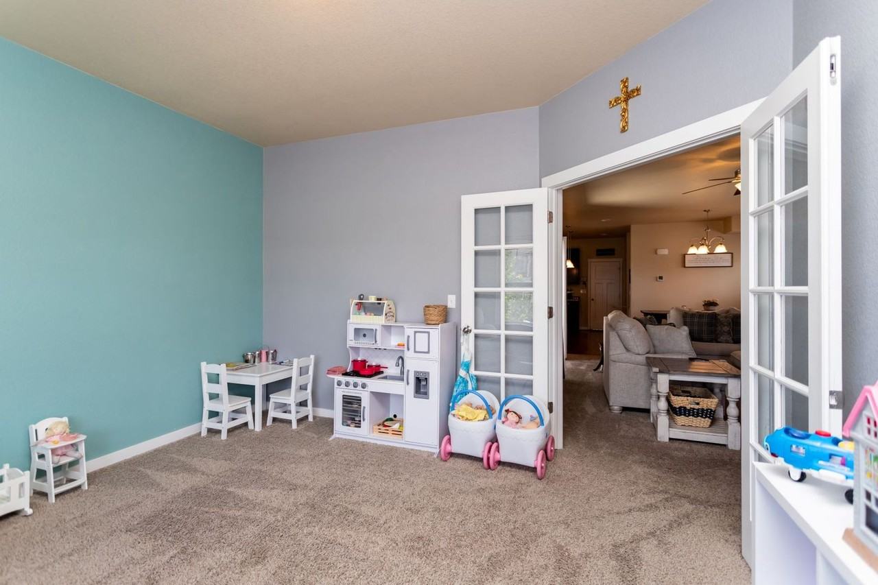 7676 Kiana Dr - Photo 7 of 36