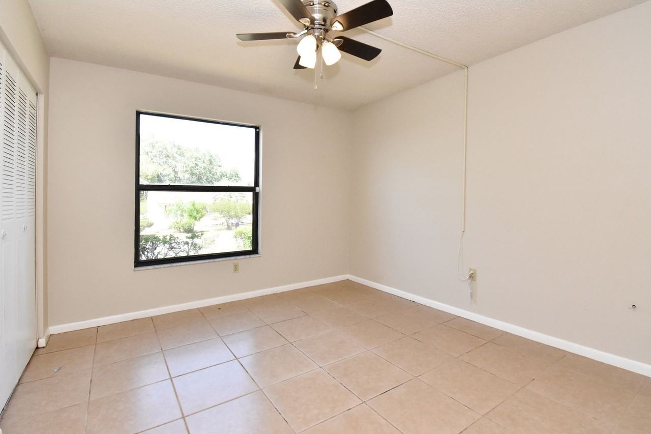 27 Sapphire Run - Photo 7 of 15