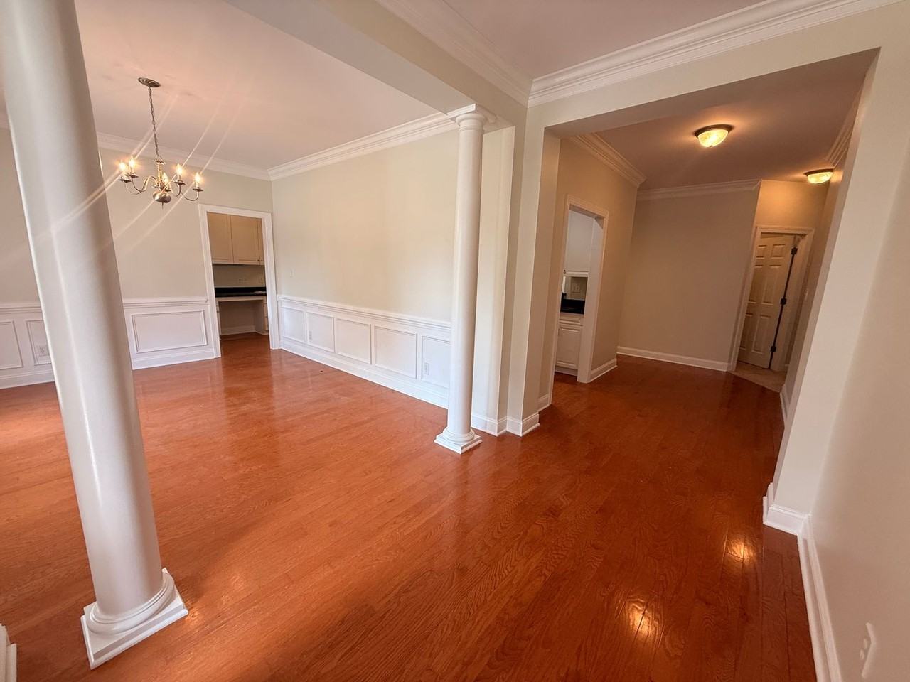 2628 Coulter Pl - Photo 2 of 29