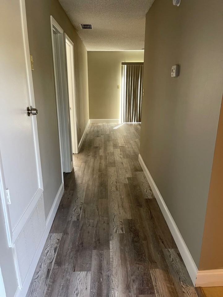 10111 Berry Field Ct - Photo 7 of 18