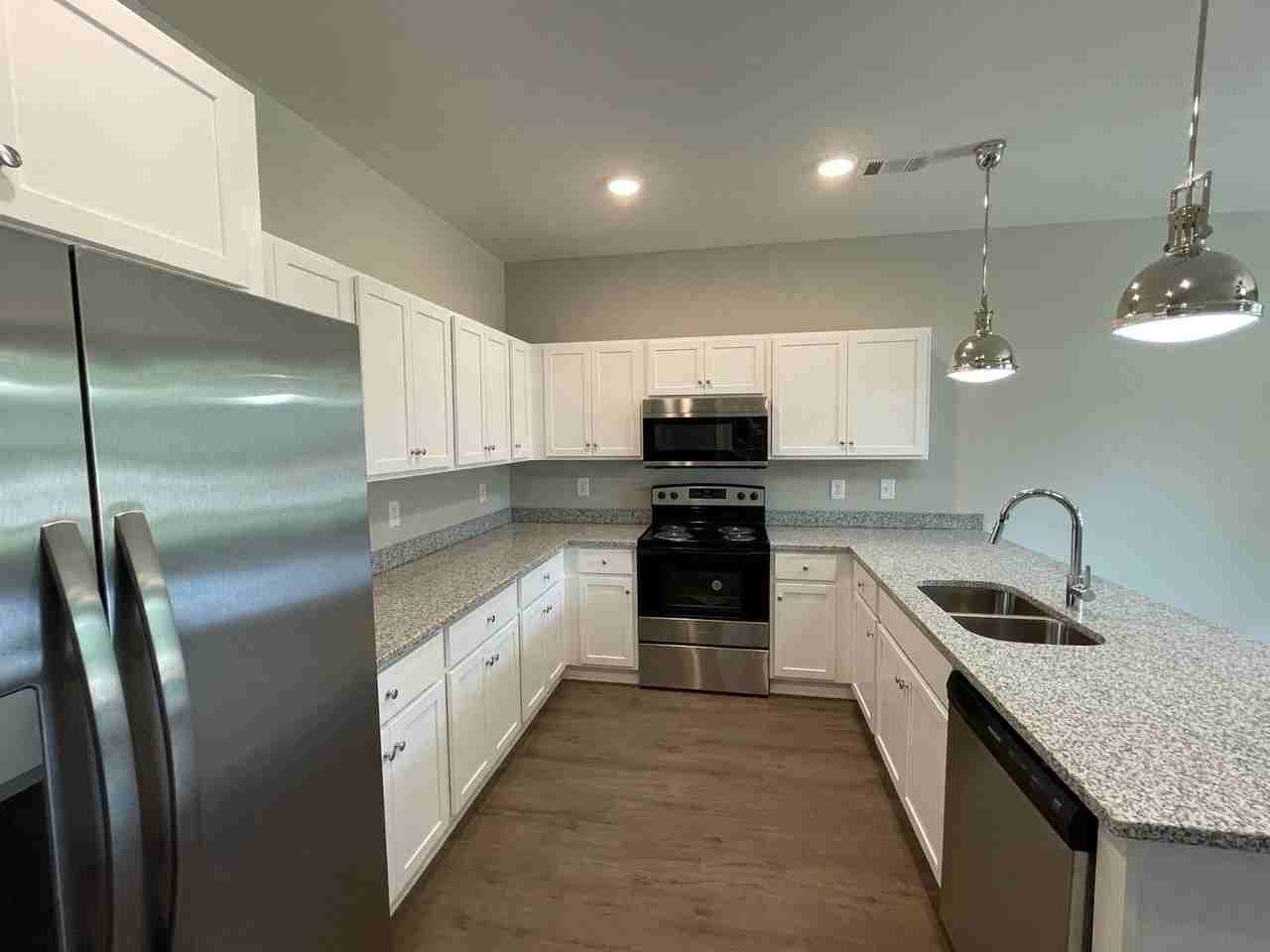 249 Madison Hts - Photo 6 of 17