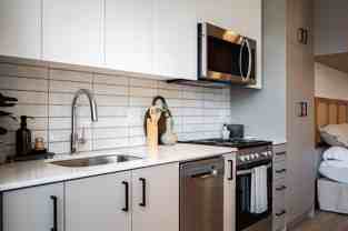 1910 Nw Pettygrove St - Photo 1 of 1