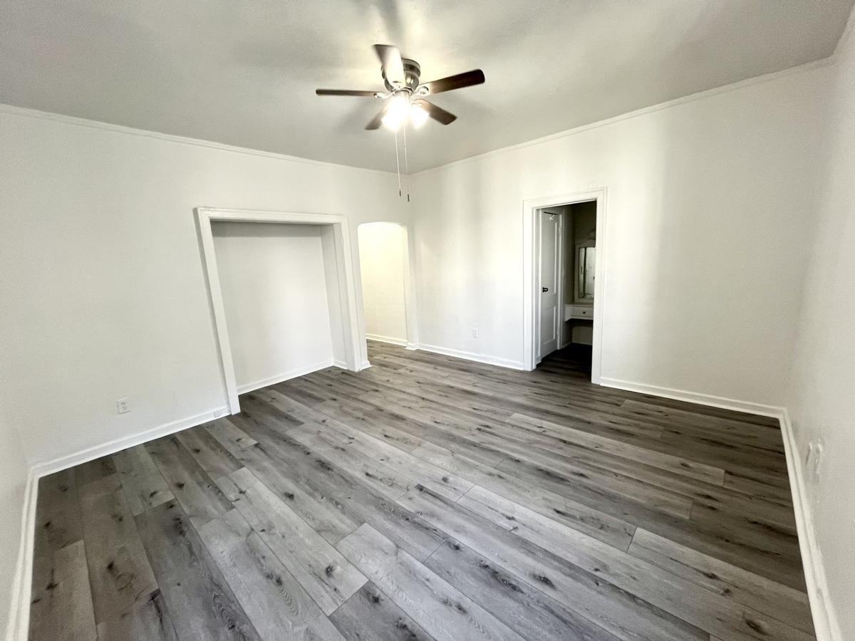 357 S Alvarado St - Photo 2 of 37