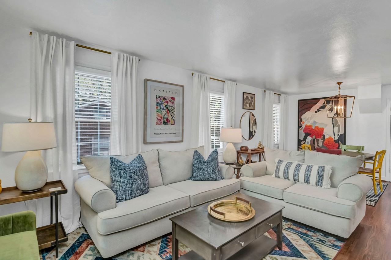 919 Huntington Ave - Photo 7 of 42