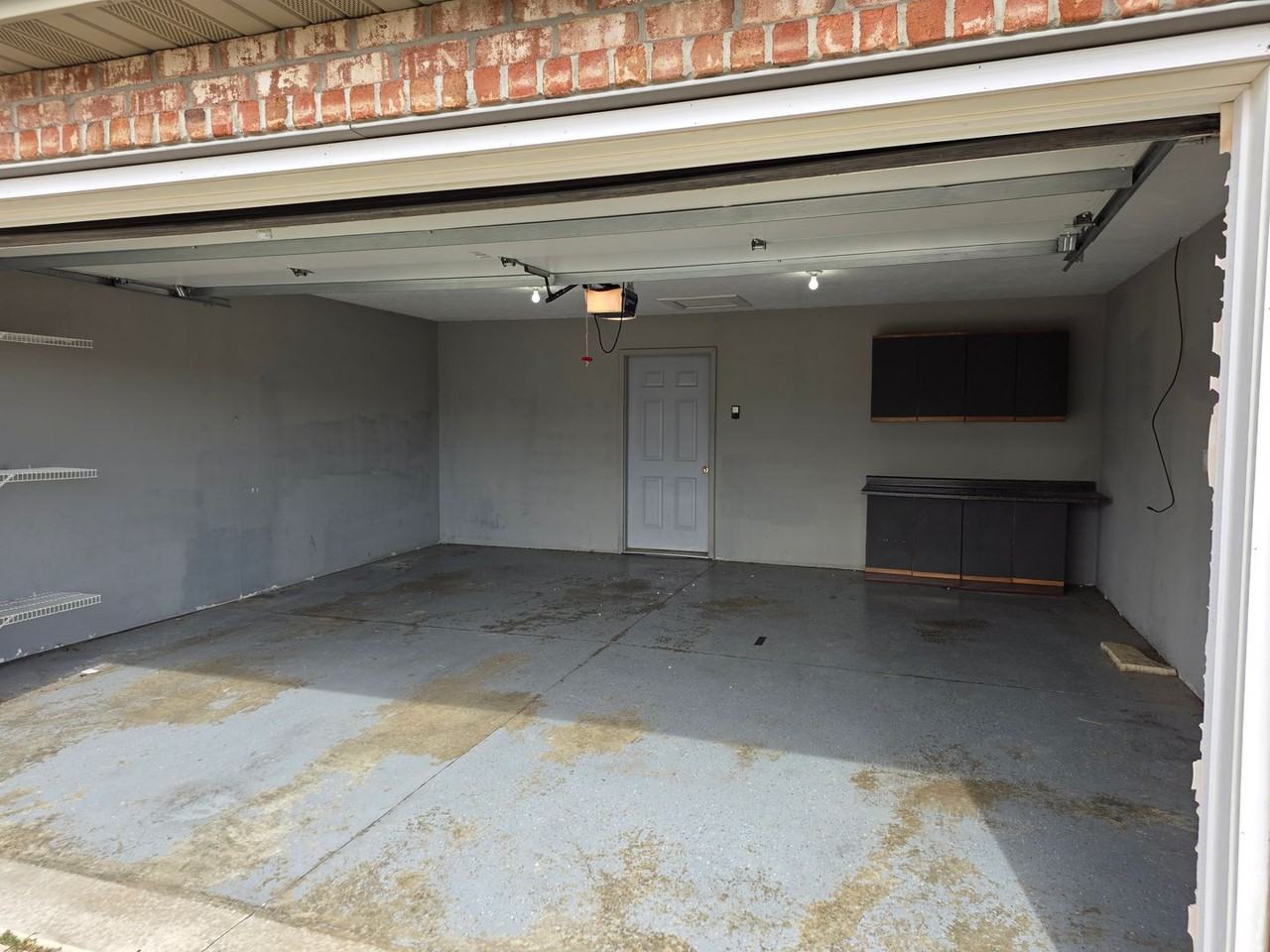 615 Jetty Dr - Photo 3 of 12