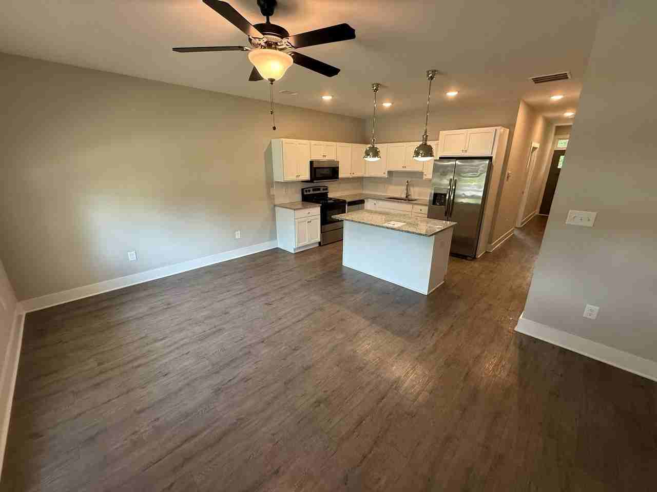 247 Madison Hts - Photo 3 of 19