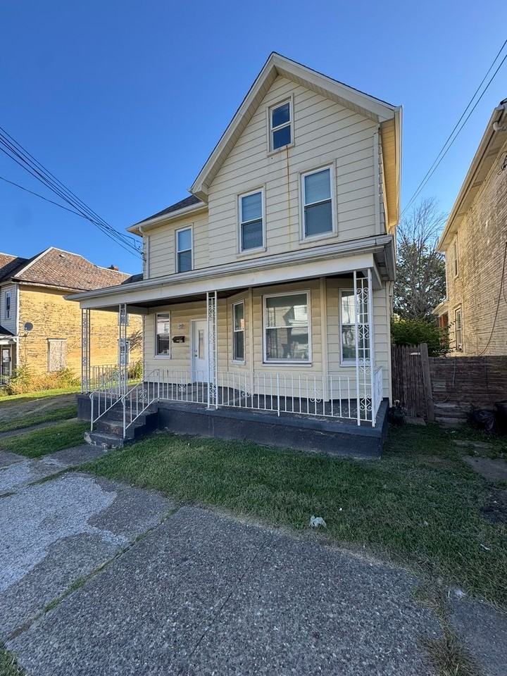 913 Union Ave - Photo 3 of 44