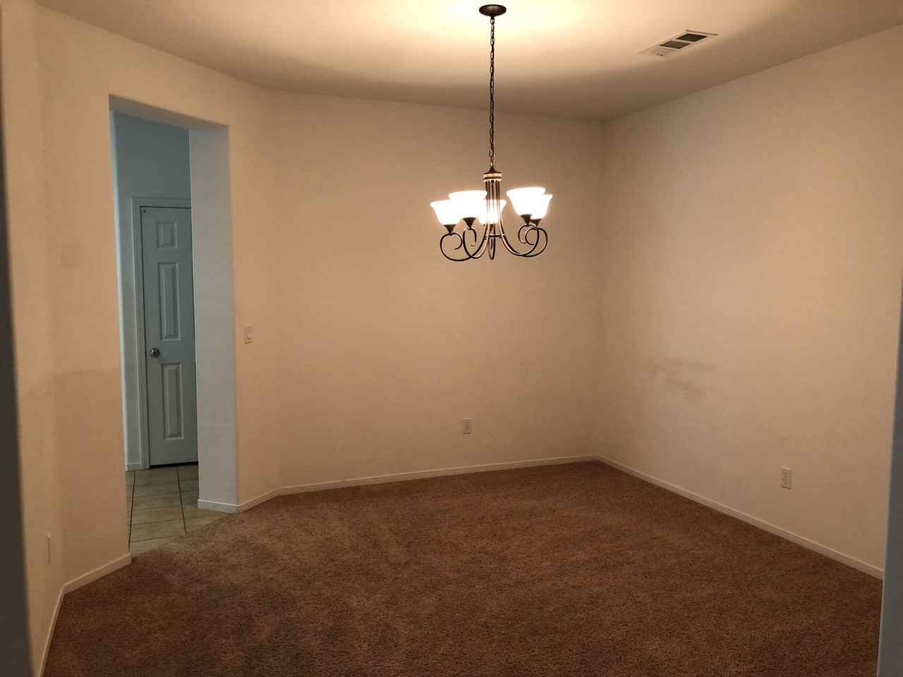 11606 Starlight Dr - Photo 3 of 20