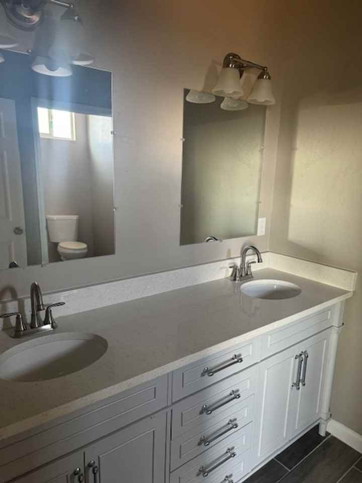 520 Anderson Ave - Photo 5 of 9