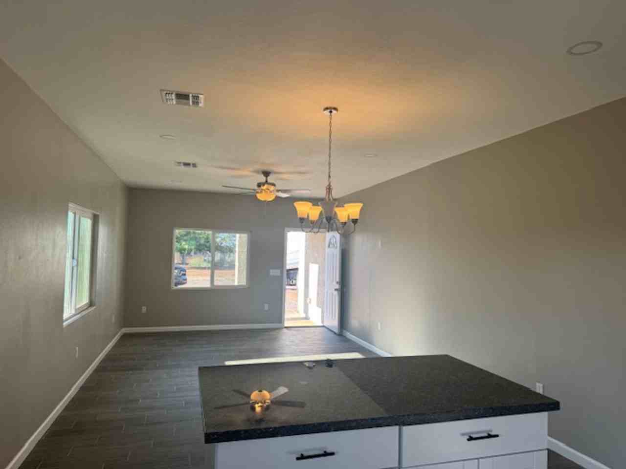 520 Anderson Ave - Photo 7 of 9