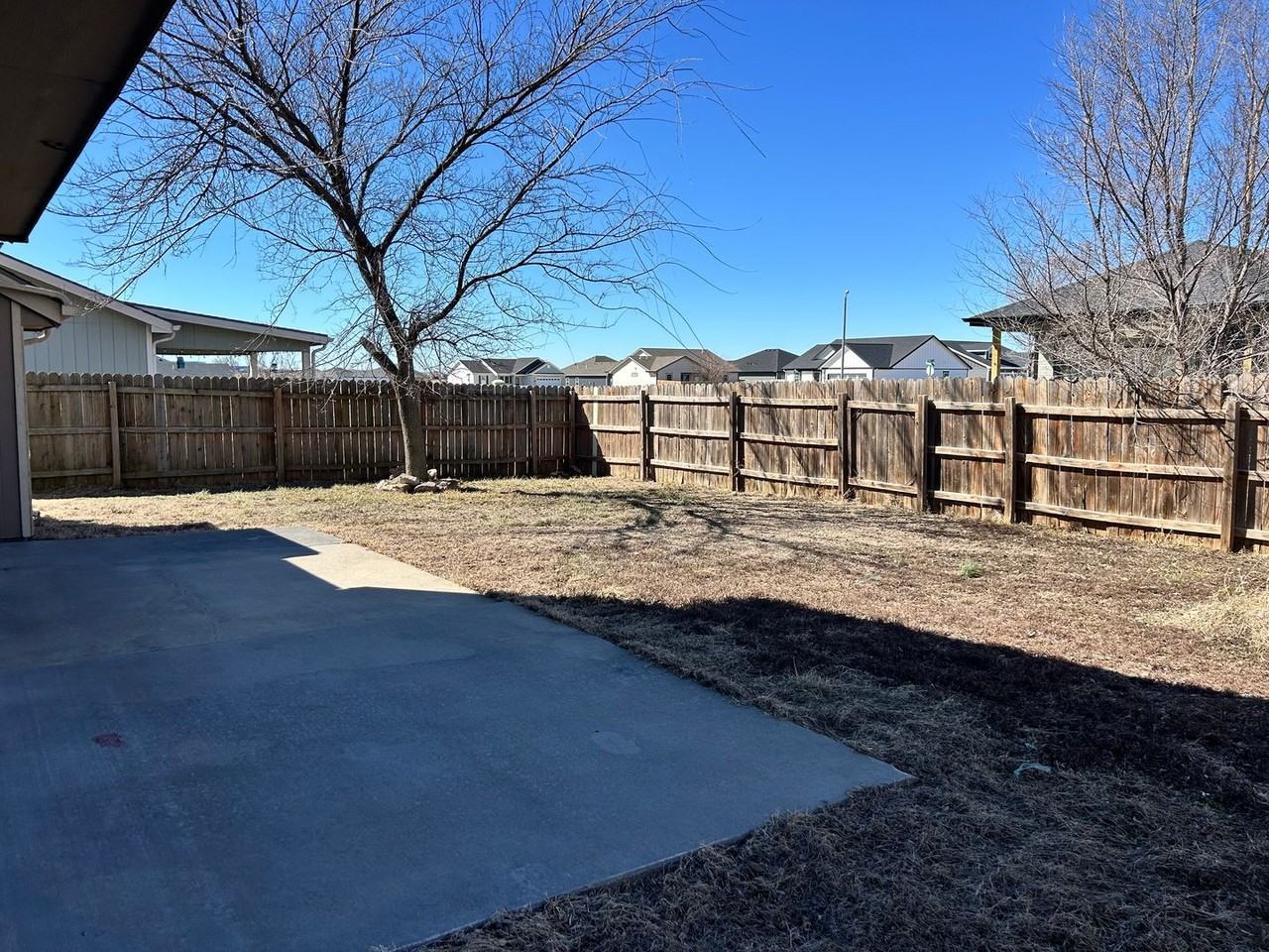 1744 Sutter Woods Rd - Photo 4 of 22
