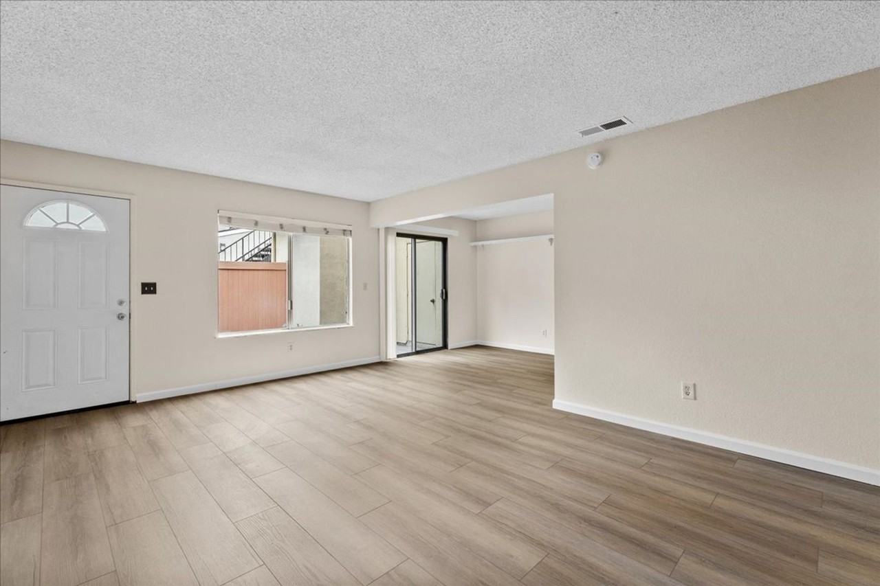 16720 Judy Way - Photo 2 of 15
