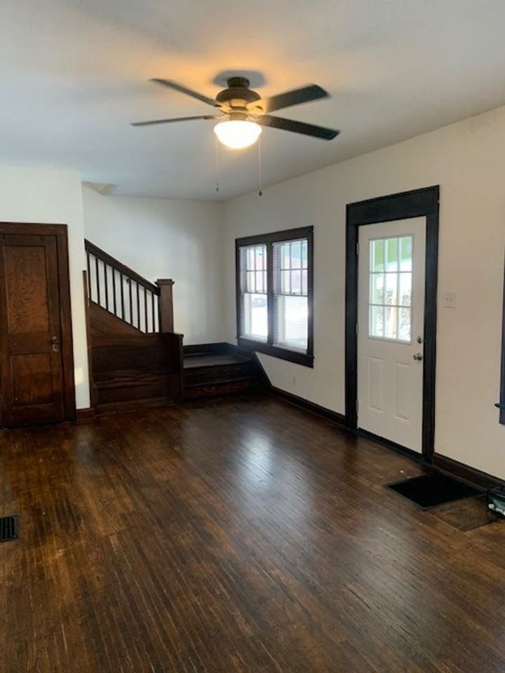 416 N Harold St - Photo 2 of 32
