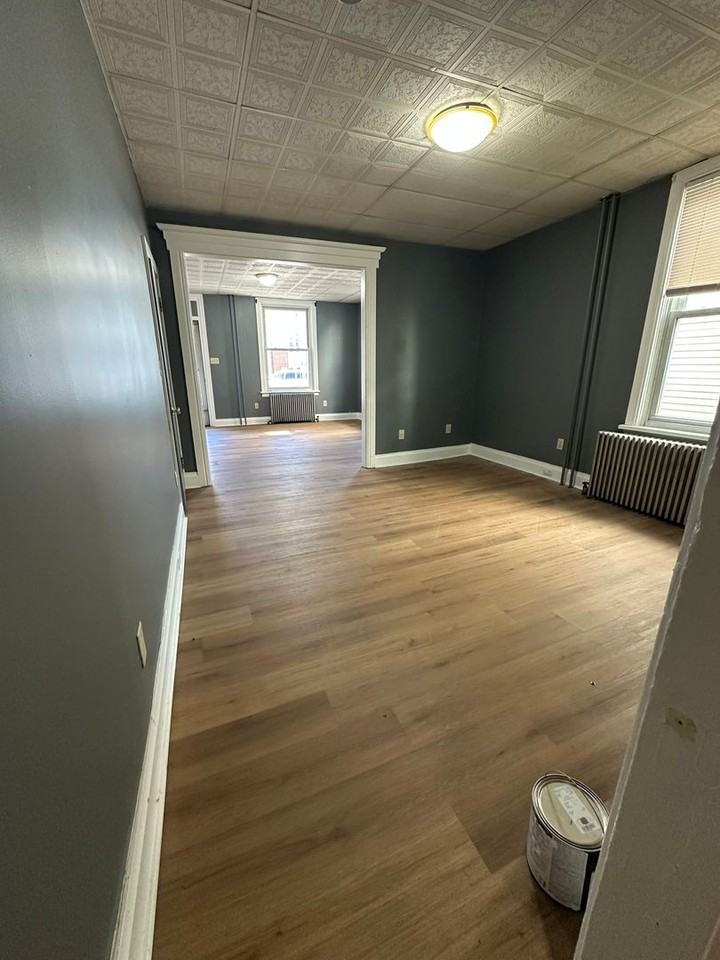42 N Chestnut St - Photo 6 of 30
