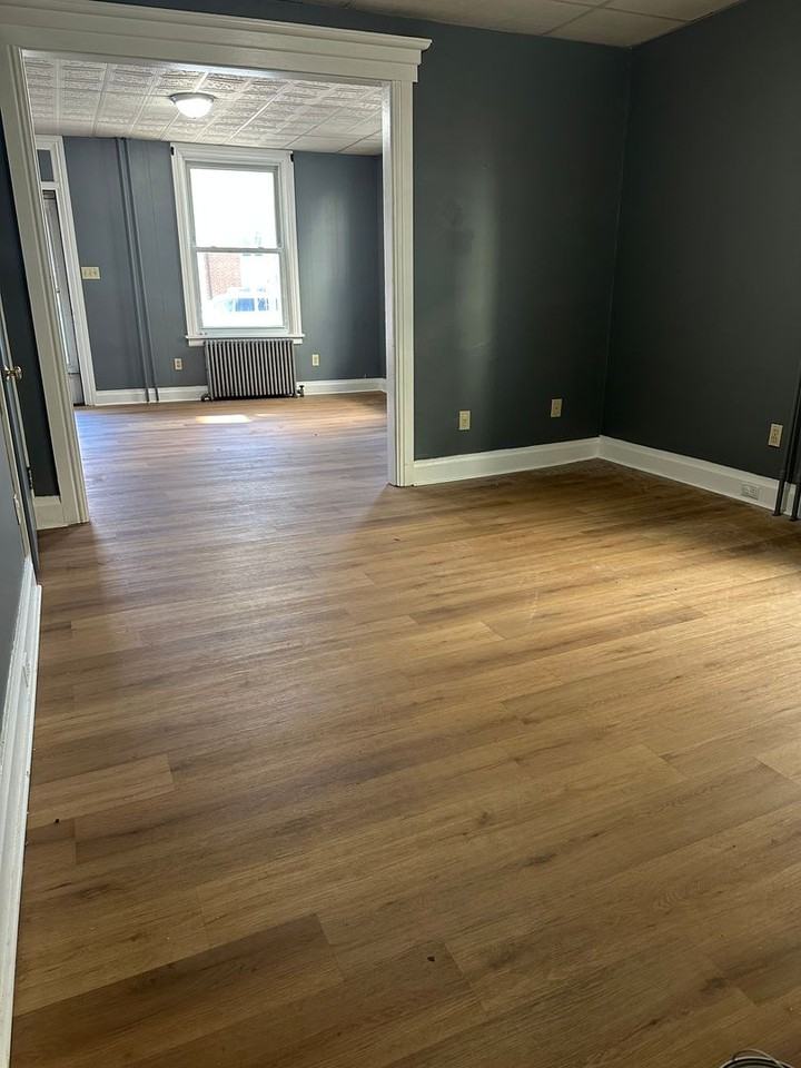42 N Chestnut St - Photo 7 of 30