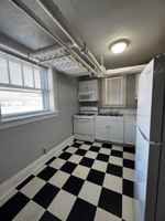 featured image of 3871 Farnam St