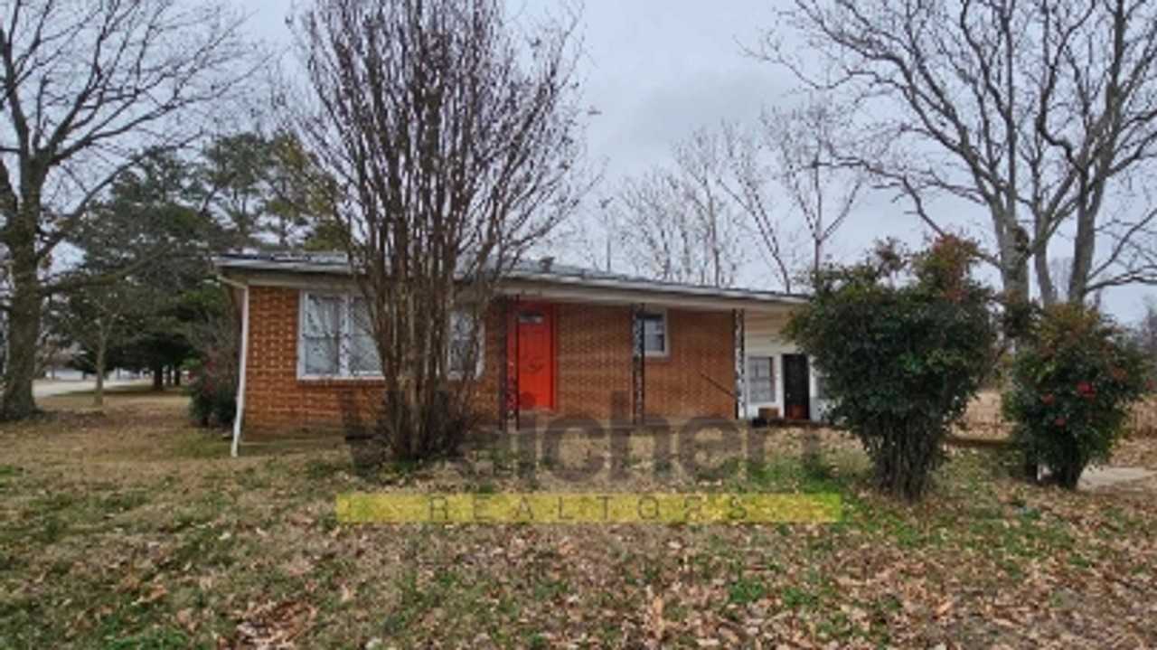 100 S 6th St - Photo 2 of 15