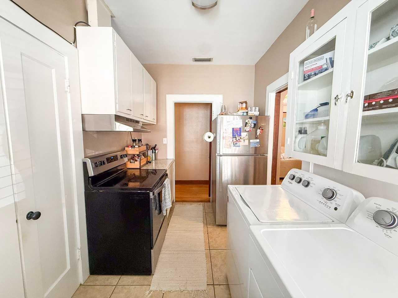 1012 Sw 1st Ave - Photo 7 of 26
