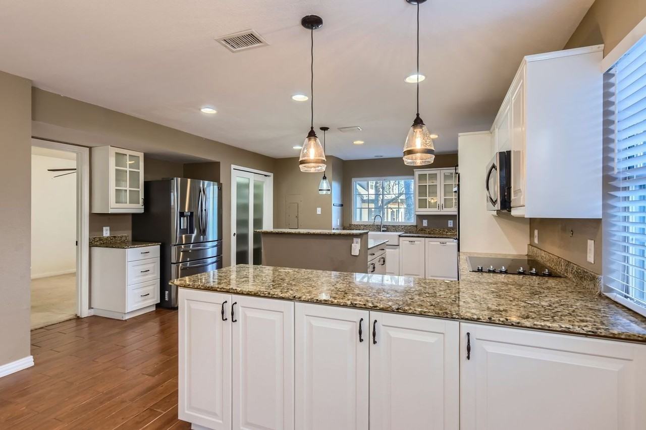 13003 South Madrone Trail #B - Photo 6 of 47