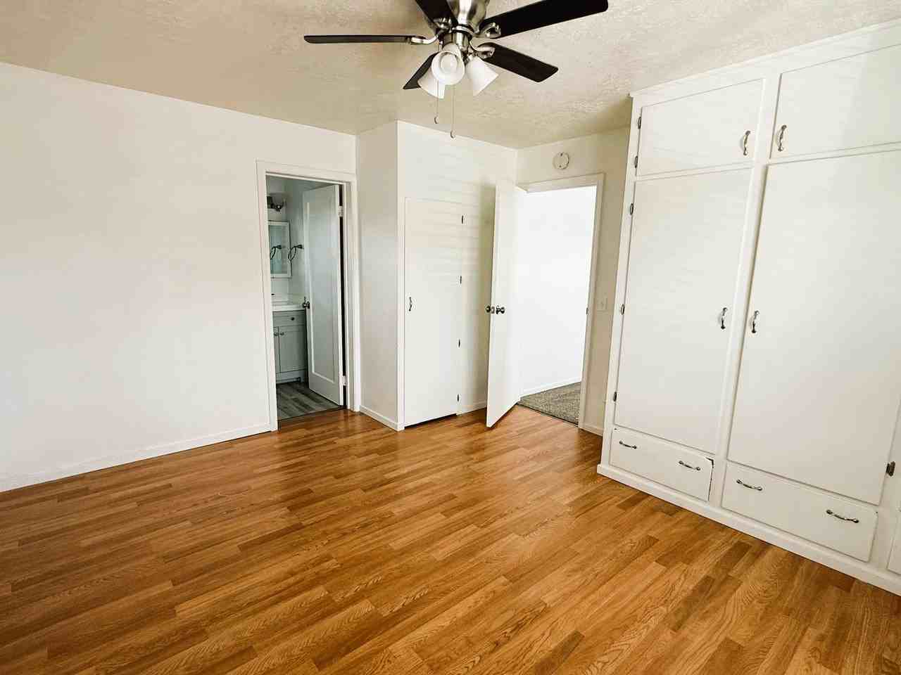 321 Nw 8th Ave - Photo 7 of 17