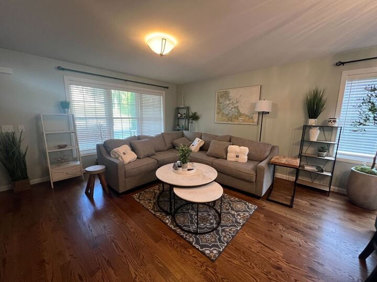54 Pierce Ave - Photo 3 of 30