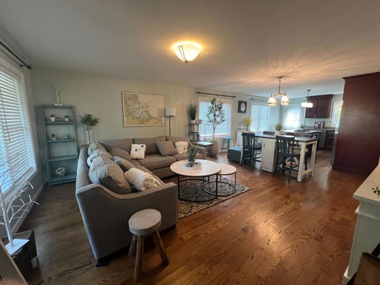 54 Pierce Ave - Photo 4 of 30