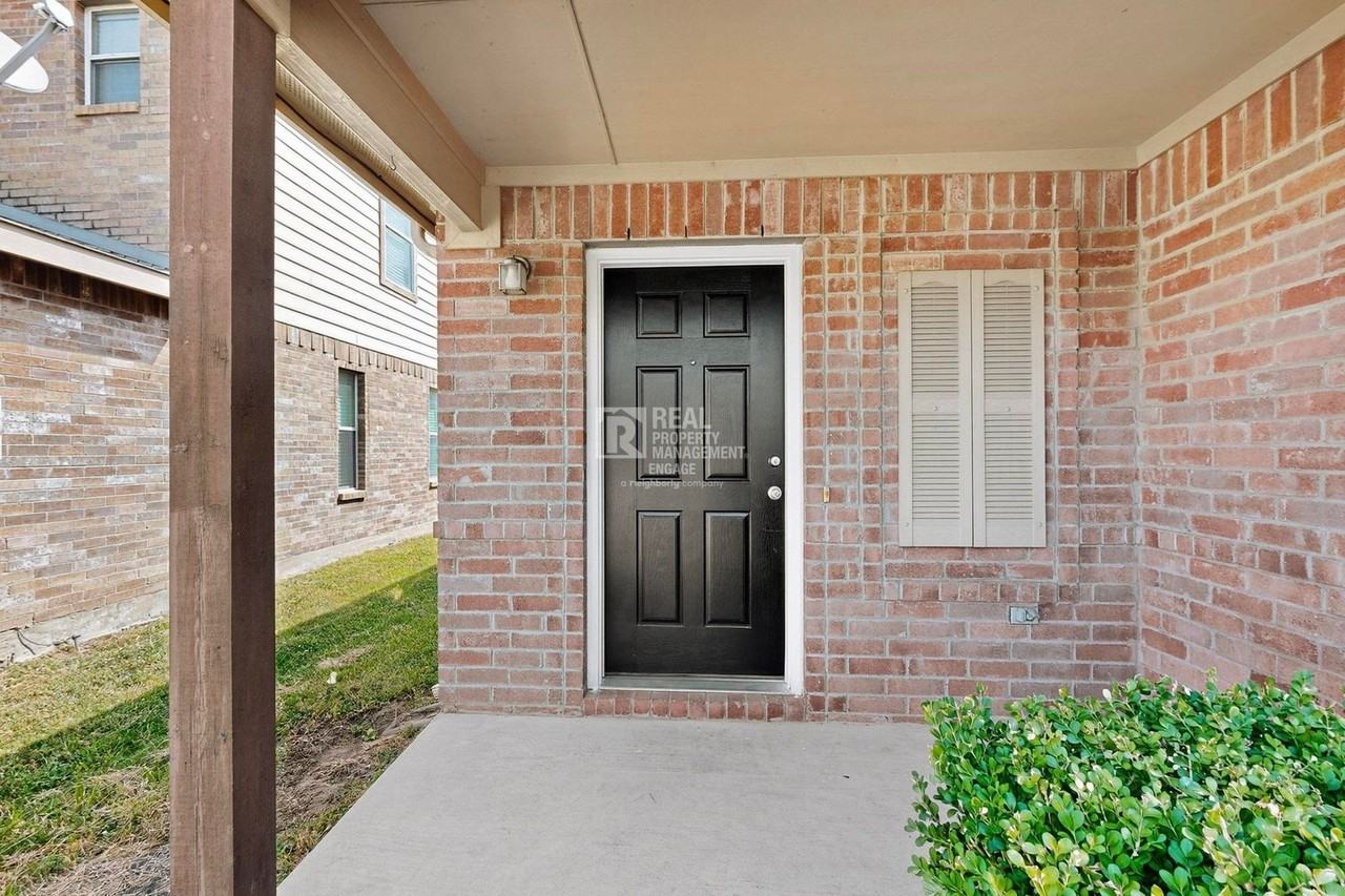 9120 Sun Haven Way - Photo 7 of 38