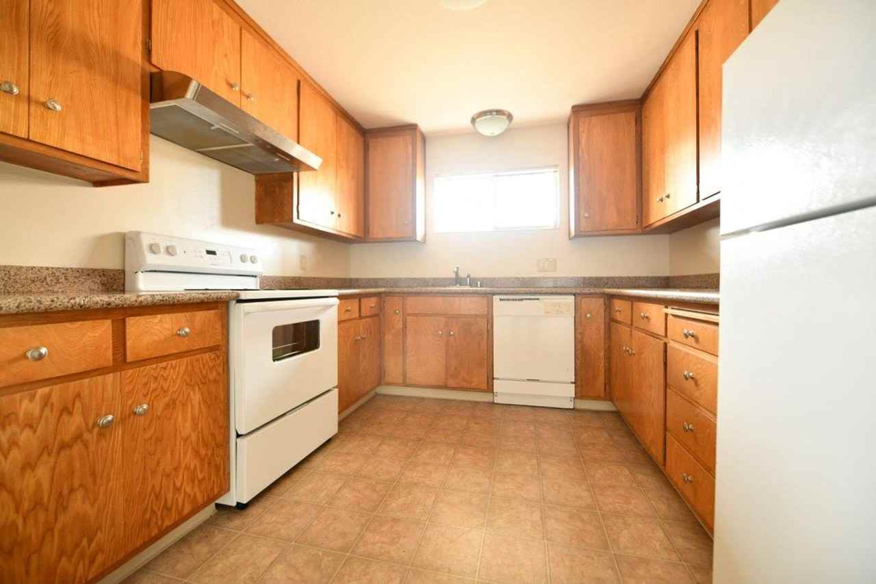 2537 Regent St. - Photo 7 of 36