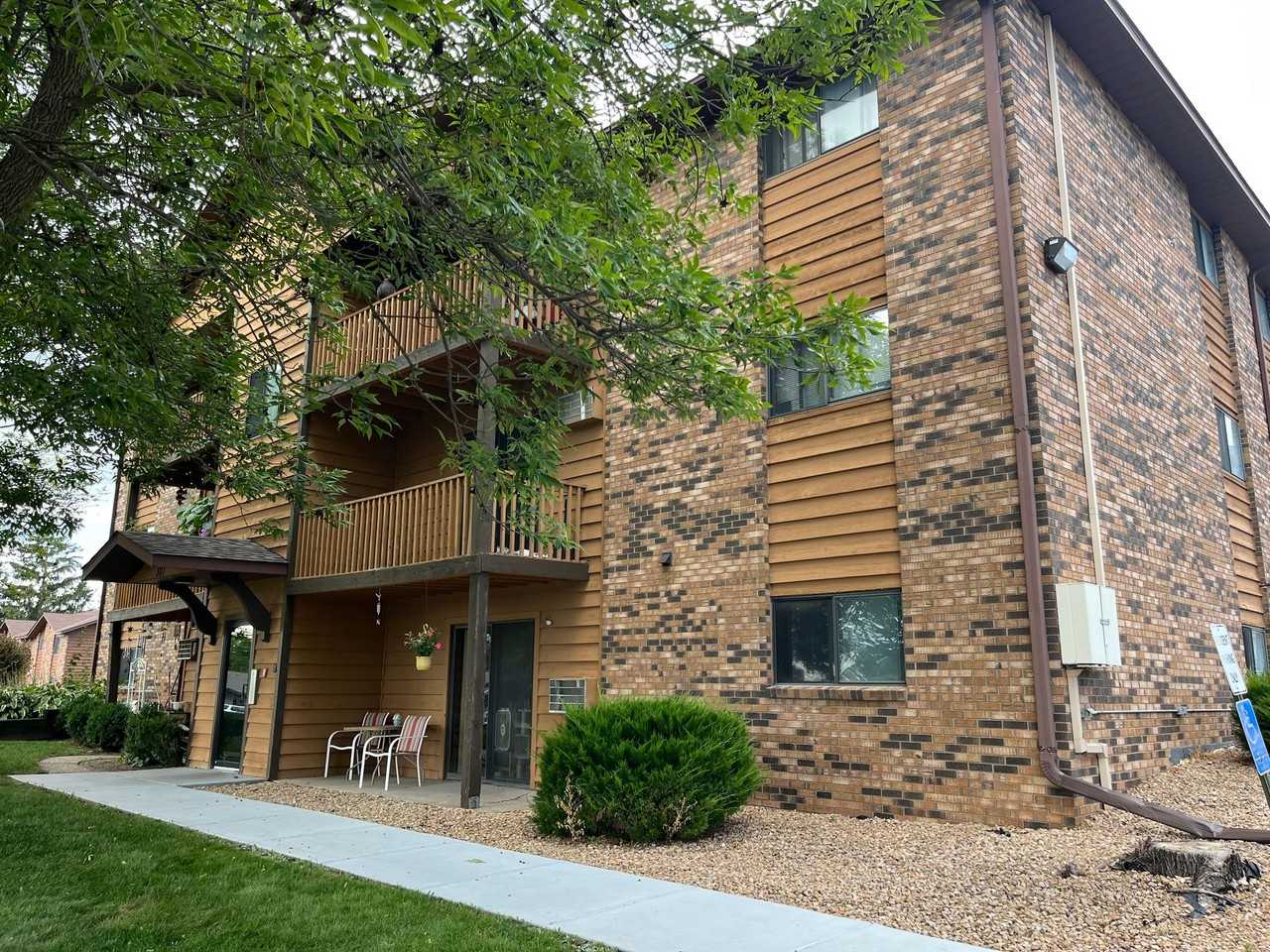 North Country - Photo 2 of 3