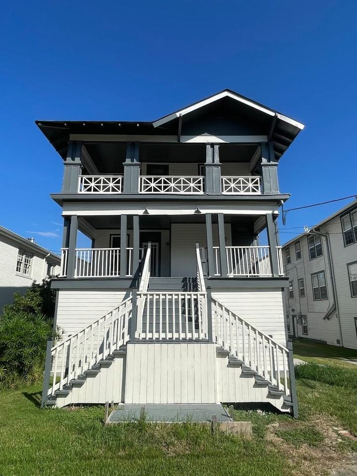 6525 West End Blvd. - Photo 2 of 27