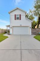 featured image of 2703 E Surrey Dr