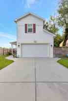 2703 E Surrey Dr - Photo 1 of 1