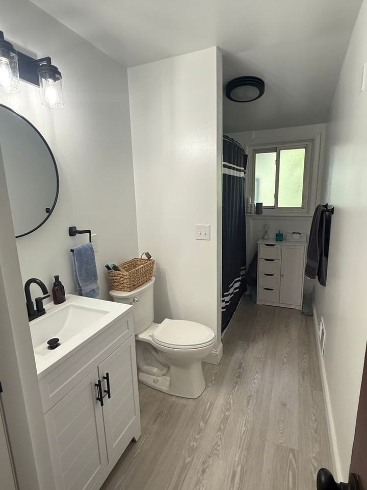112 Longacre Ave - Photo 2 of 10