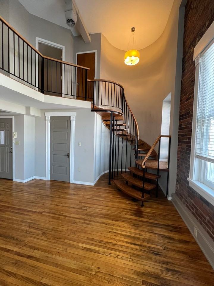 313 Park Central E #303 - Photo 2 of 39