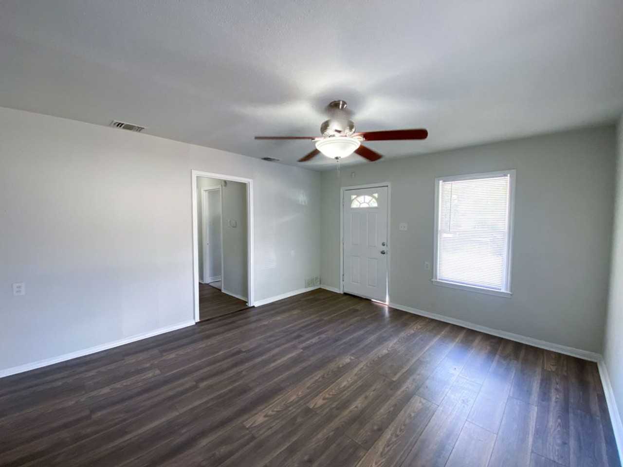 163 Heather Ave - Photo 2 of 23