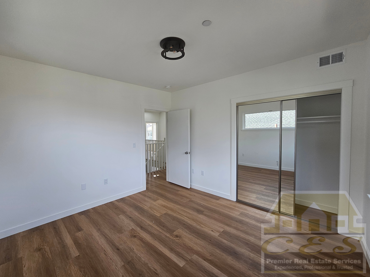 5600 5600 Genoa Street  - 5600 Genoa Street - Photo 4 of 18