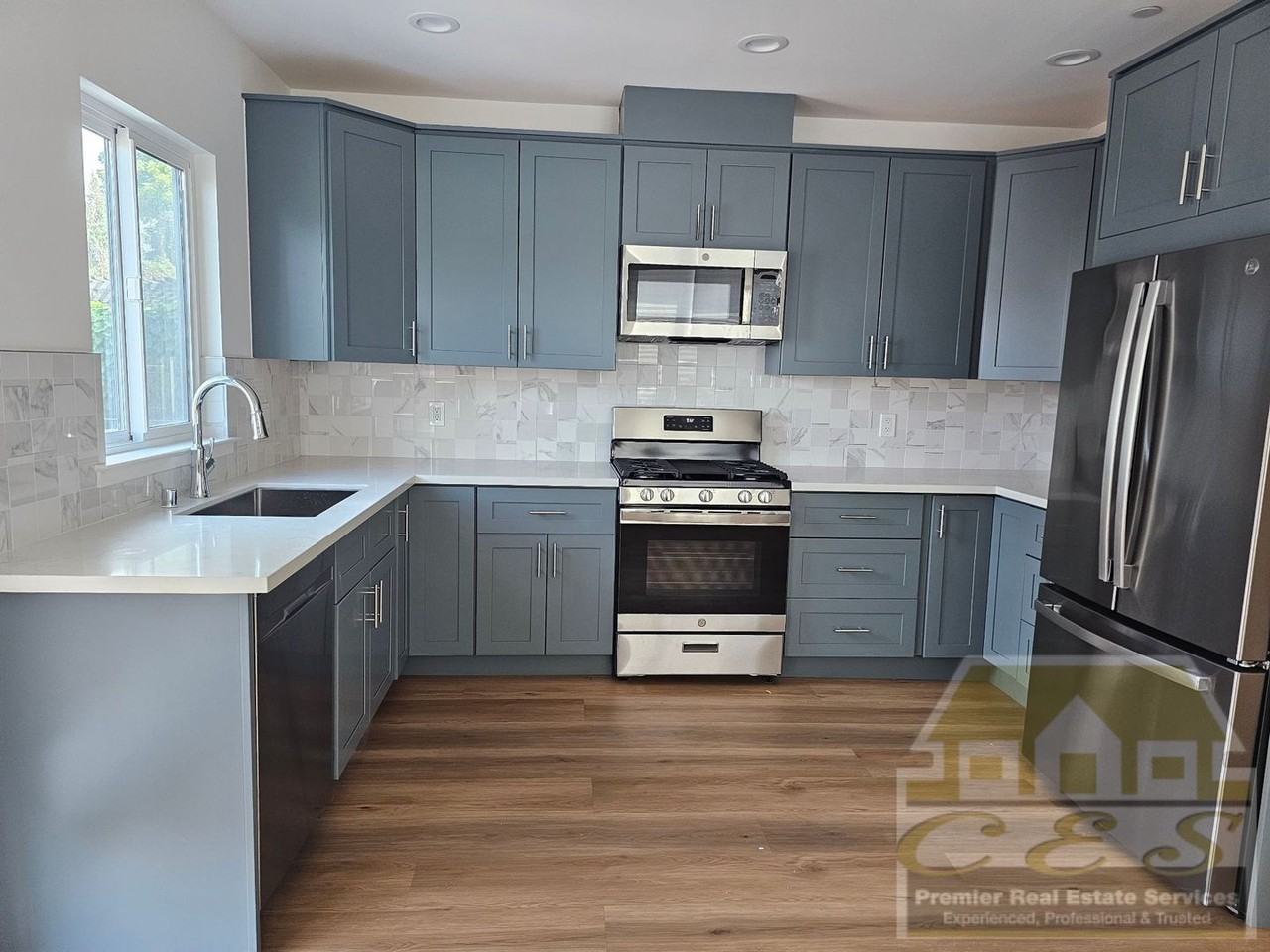 5600 5600 Genoa Street  - 5600 Genoa Street - Photo 5 of 18